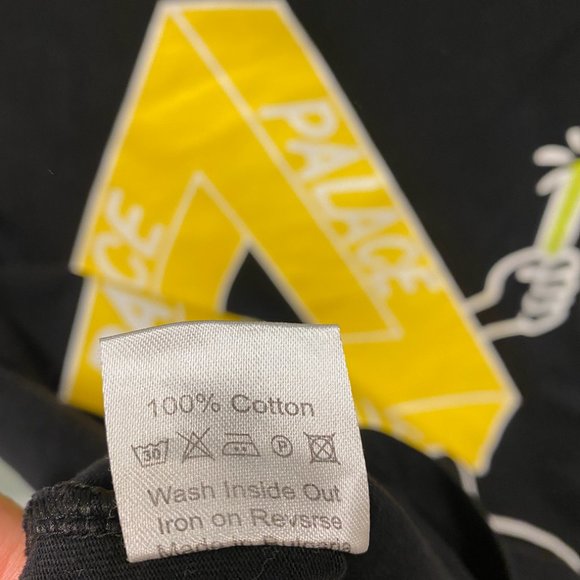 Palace T-Shirt - Picture 6 of 9